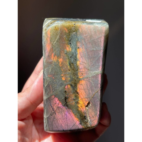 Purple Pink Sunset Labradorite Freeform | Double Sided Flashy Labradorite - Picture 5 of 9